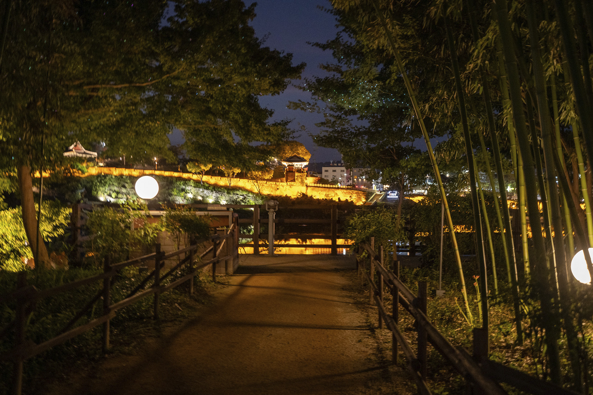 진주시 남가람공원