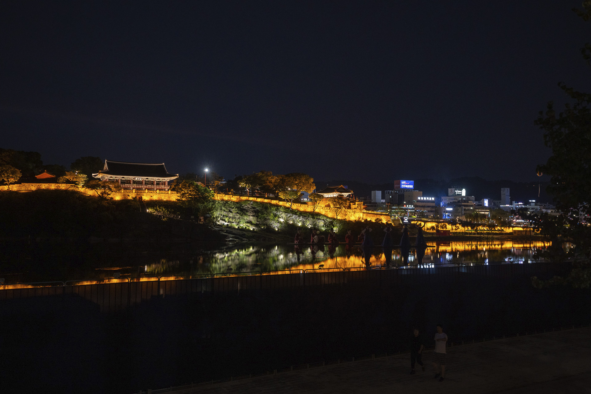 진주시 남가람공원