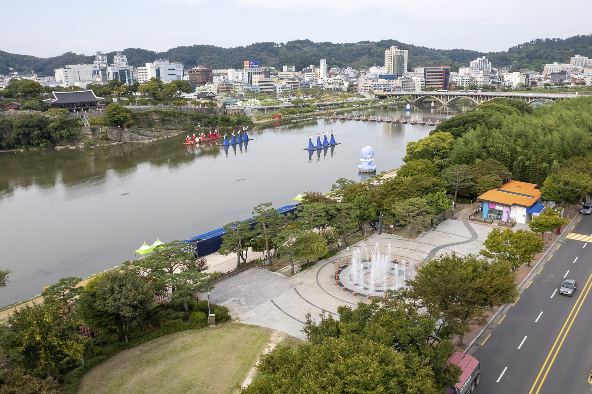 진주시 남가람공원