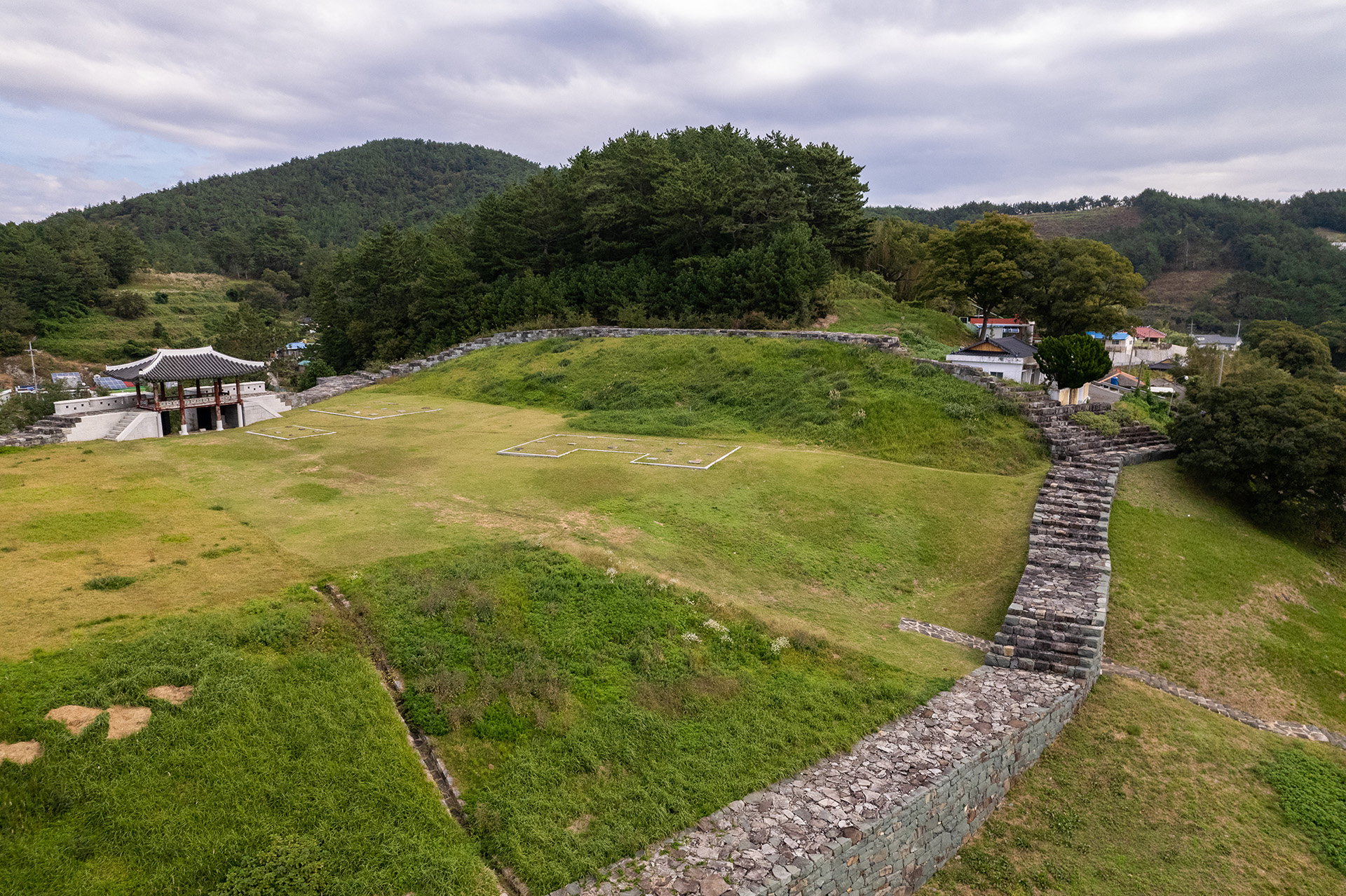 고성소을비포성지