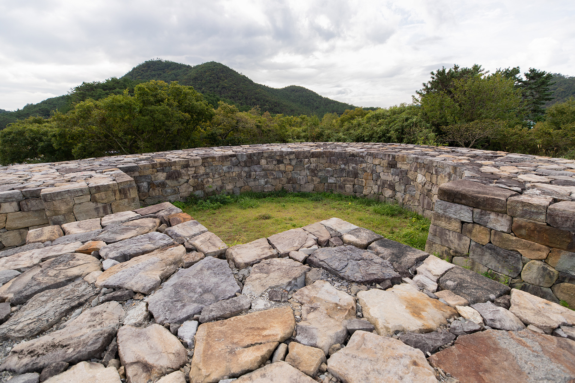 고성소을비포성지