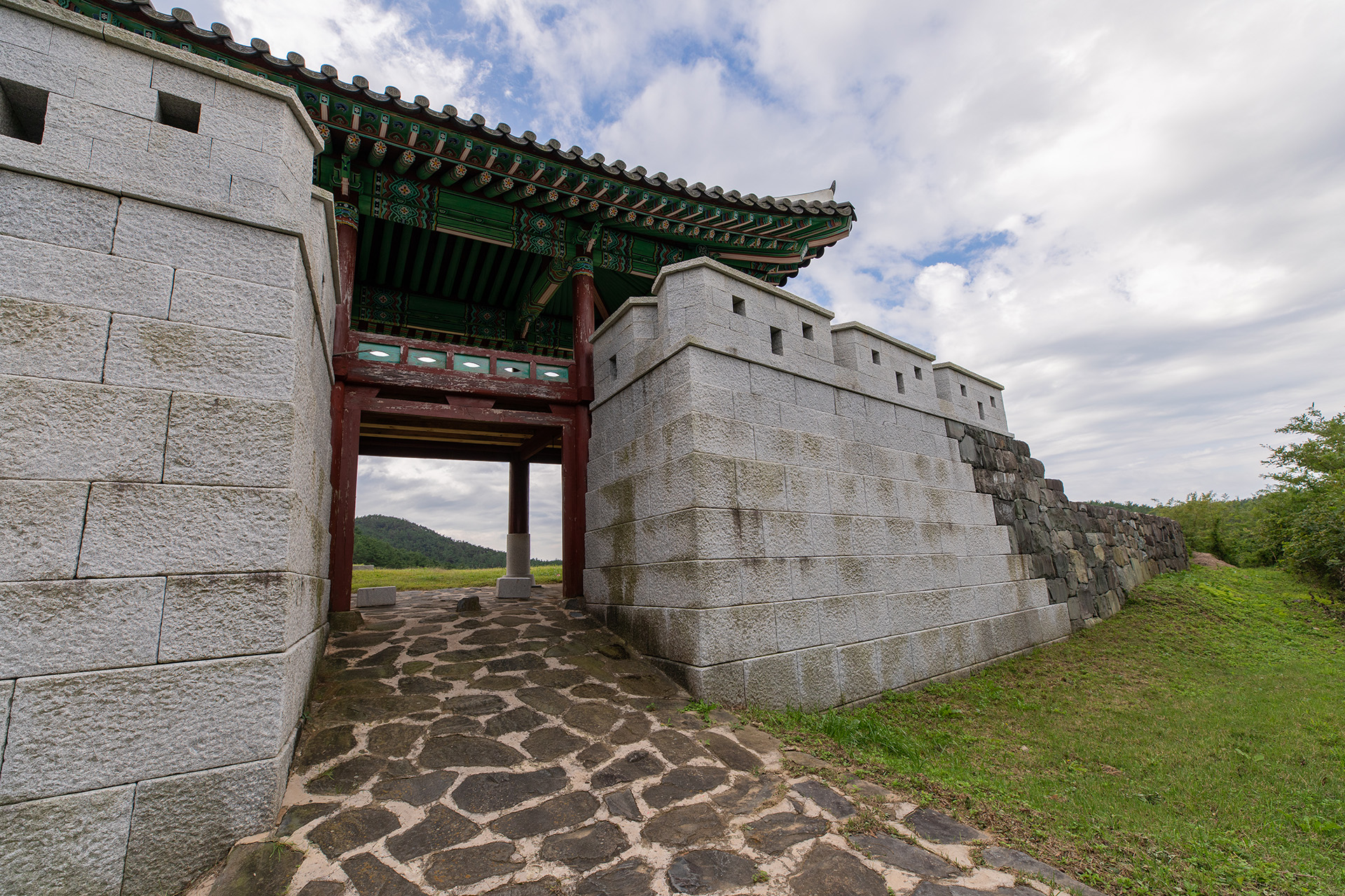 고성소을비포성지