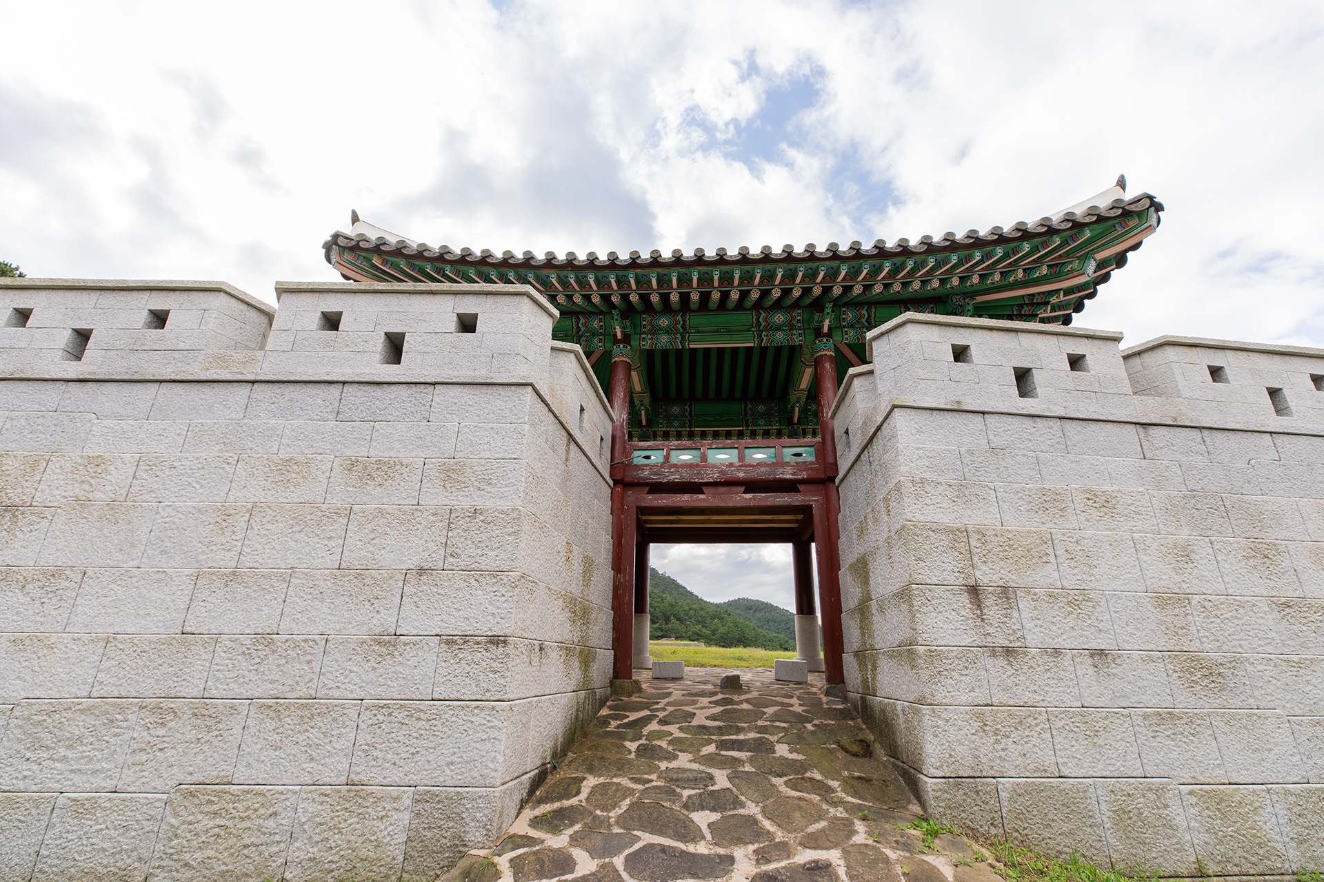 고성소을비포성지