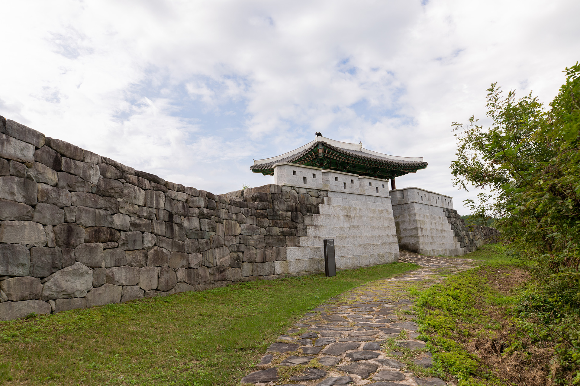 고성소을비포성지