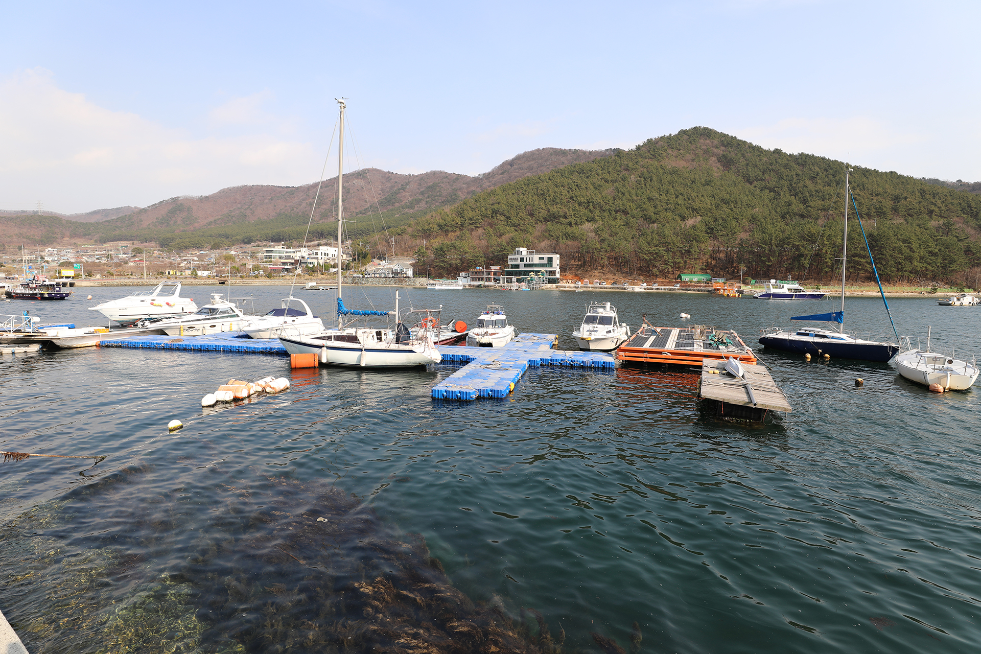 경남해양캠프 요트보트 계류장