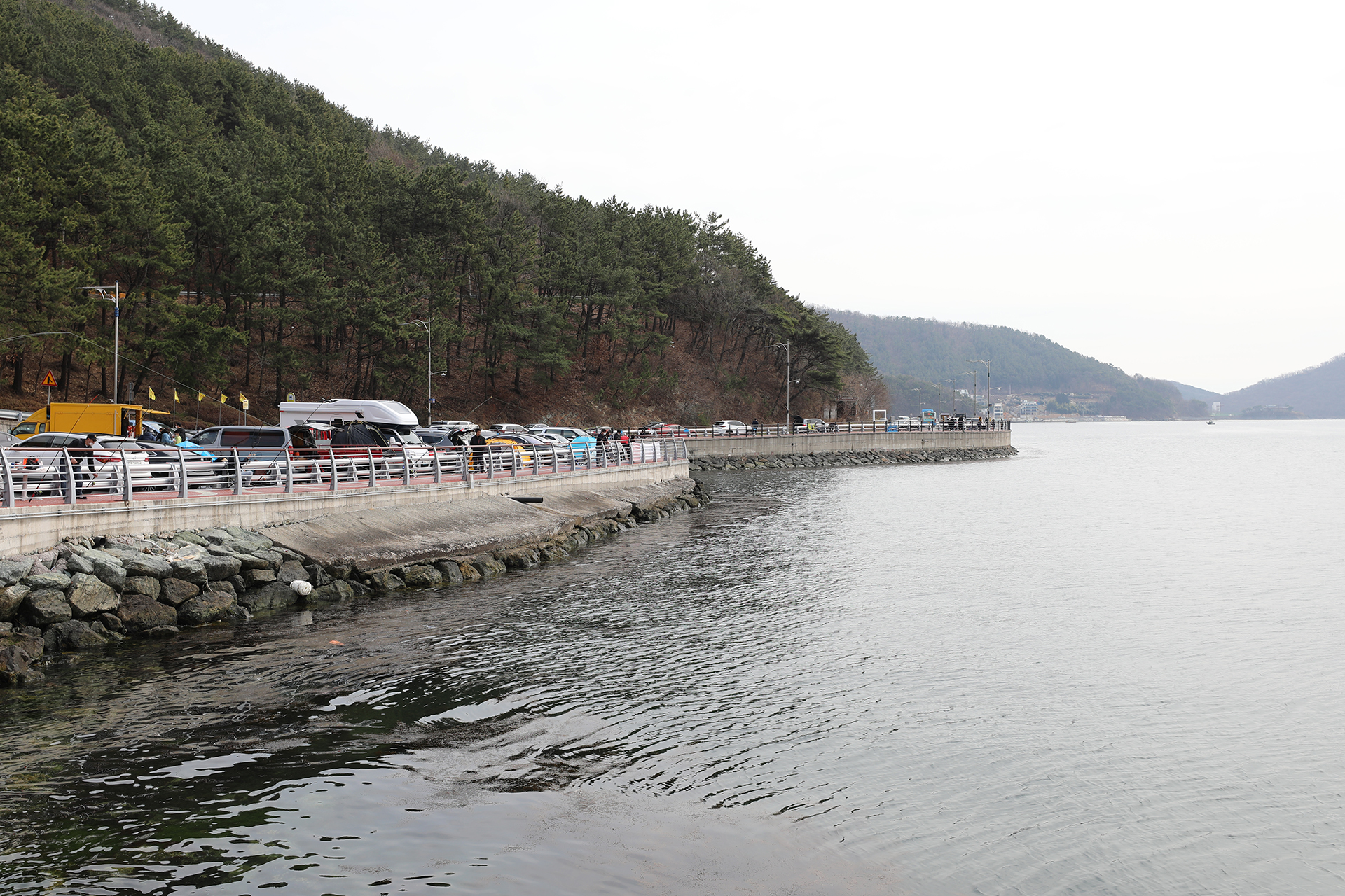 창원시 귀산동 해안도로