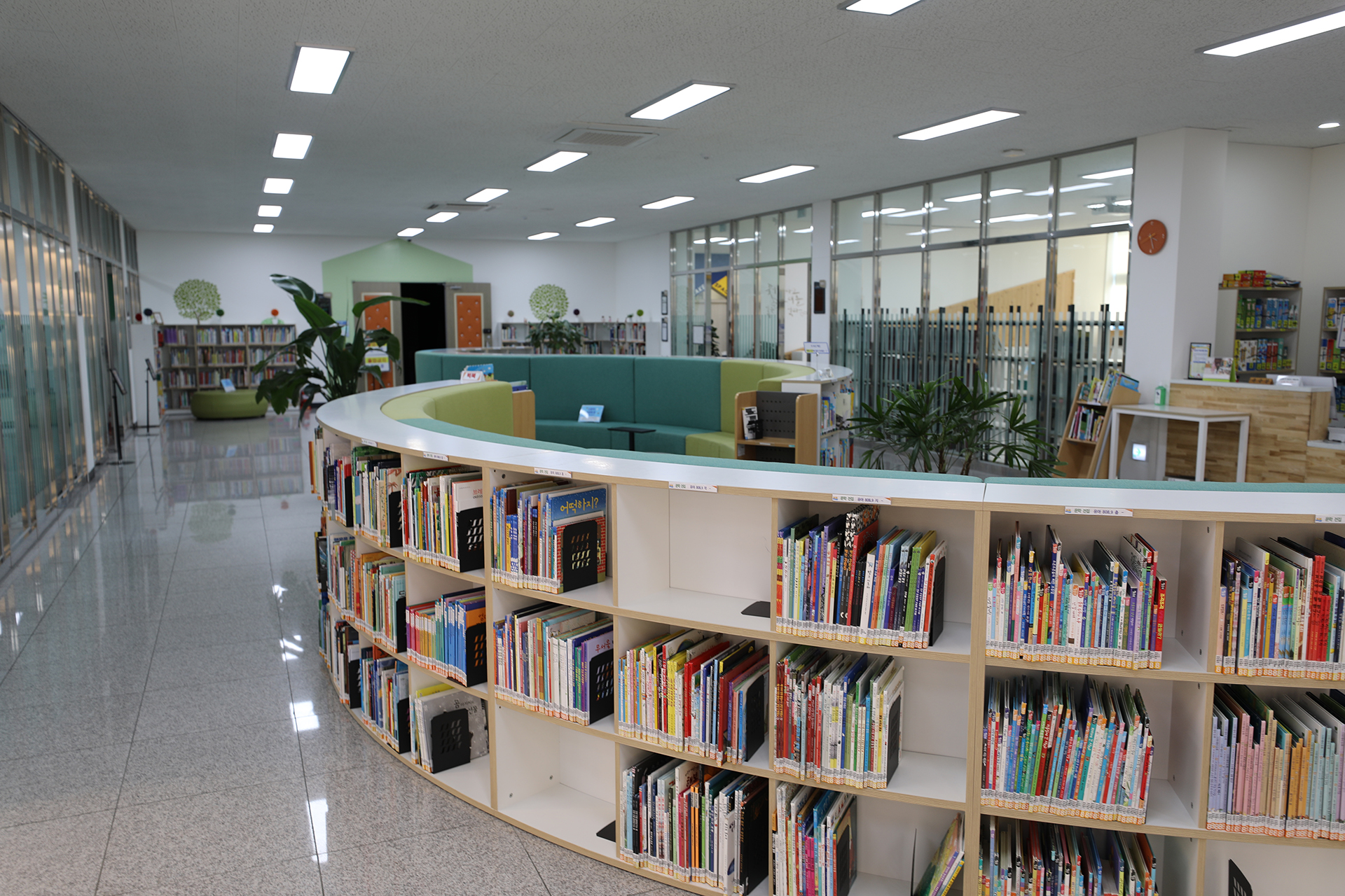 마산 지혜의 바다 도서관