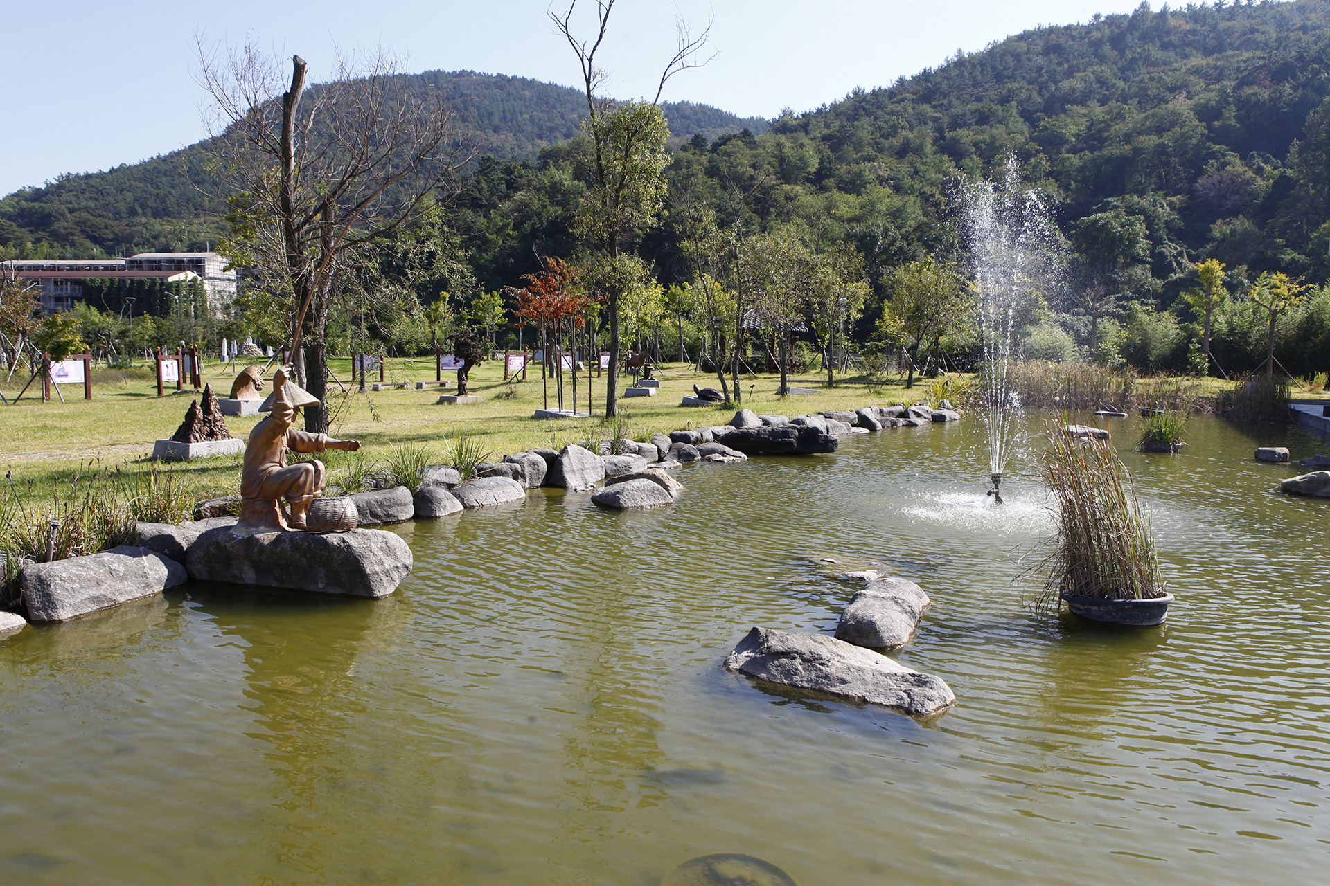 남해유배문학관 