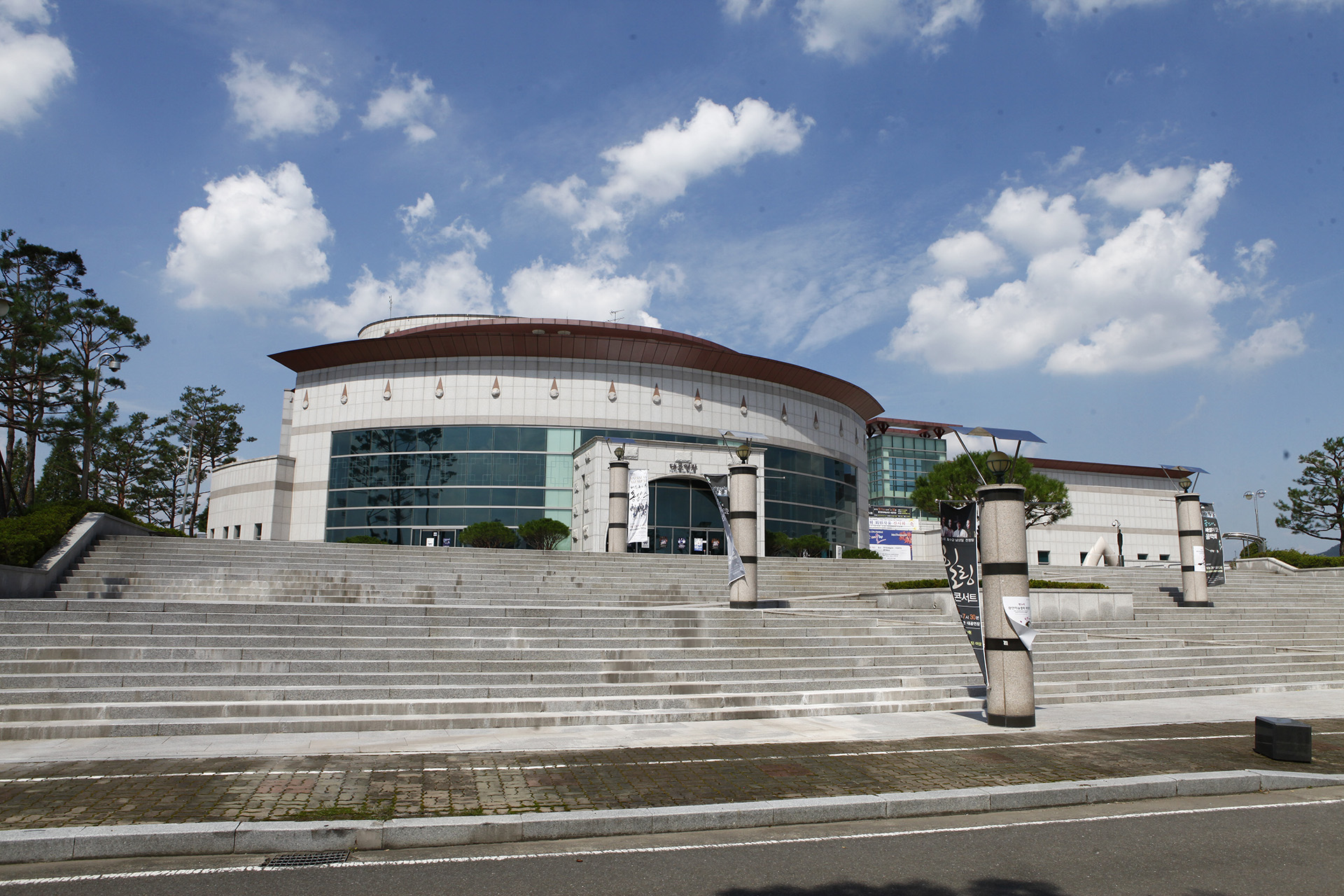 함안문화예술회관 