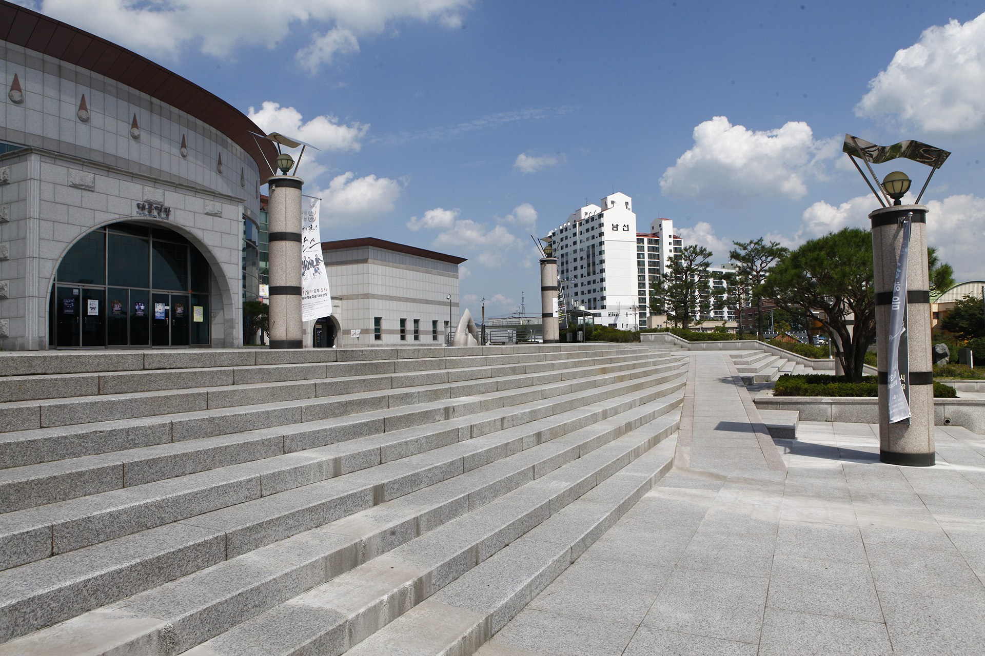 함안문화예술회관 