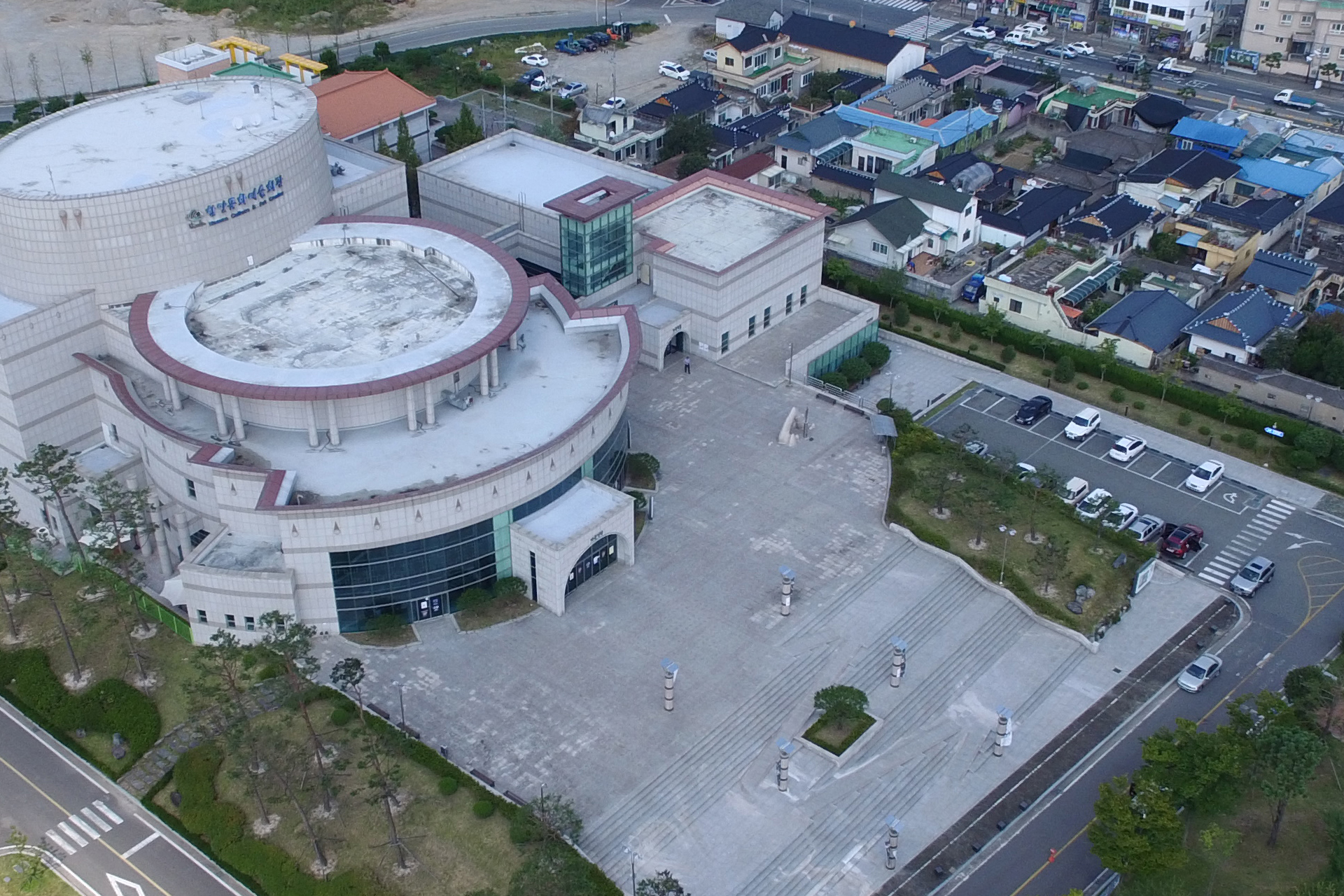 함안문화예술회관 